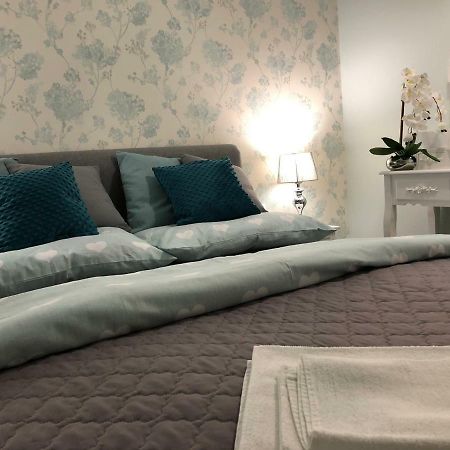 Family & Business Elegant Apartments Ul Warszawska - 2 Bedroom, Balcony, Parking Кельце Экстерьер фото