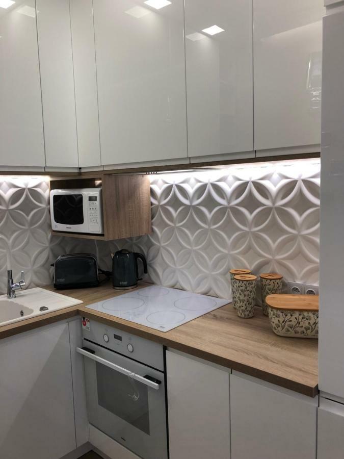 Family & Business Elegant Apartments Ul Warszawska - 2 Bedroom, Balcony, Parking Кельце Экстерьер фото