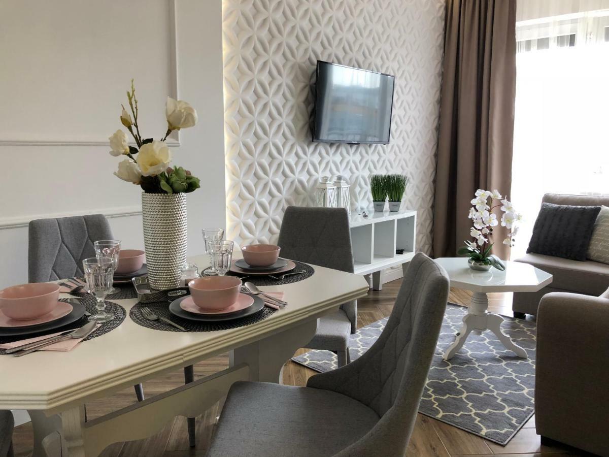 Family & Business Elegant Apartments Ul Warszawska - 2 Bedroom, Balcony, Parking Кельце Экстерьер фото
