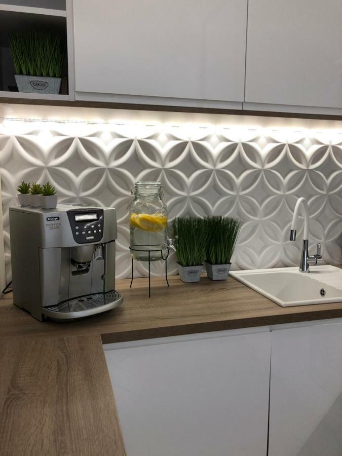 Family & Business Elegant Apartments Ul Warszawska - 2 Bedroom, Balcony, Parking Кельце Экстерьер фото