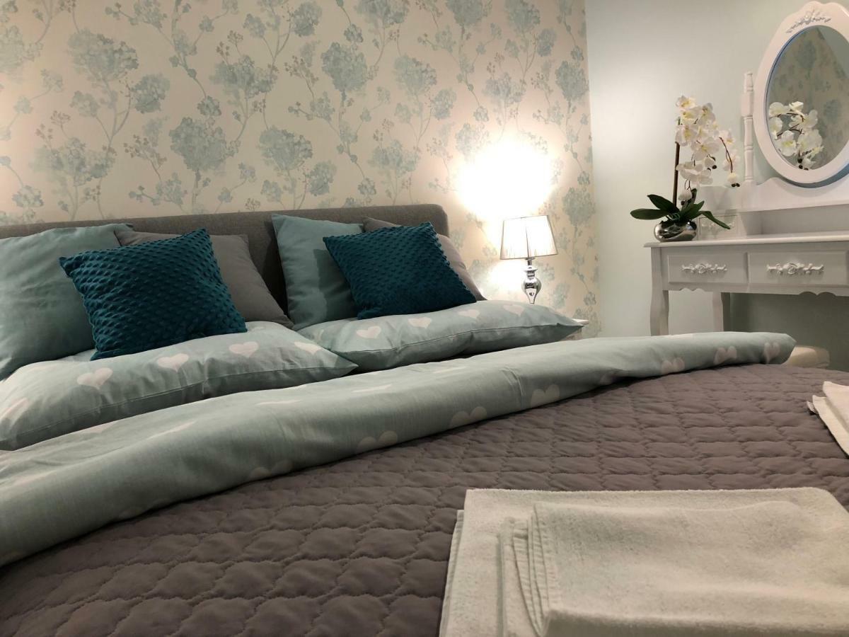 Family & Business Elegant Apartments Ul Warszawska - 2 Bedroom, Balcony, Parking Кельце Экстерьер фото