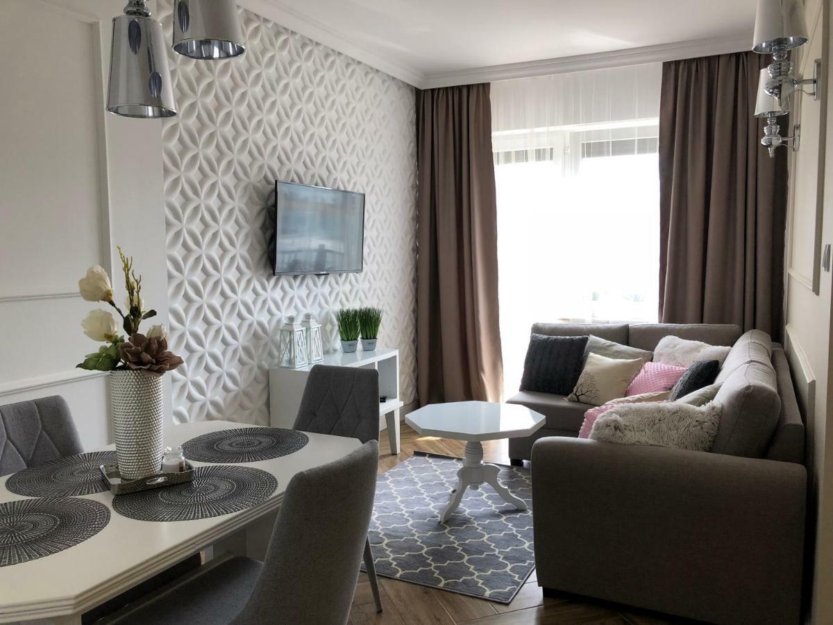 Family & Business Elegant Apartments Ul Warszawska - 2 Bedroom, Balcony, Parking Кельце Экстерьер фото