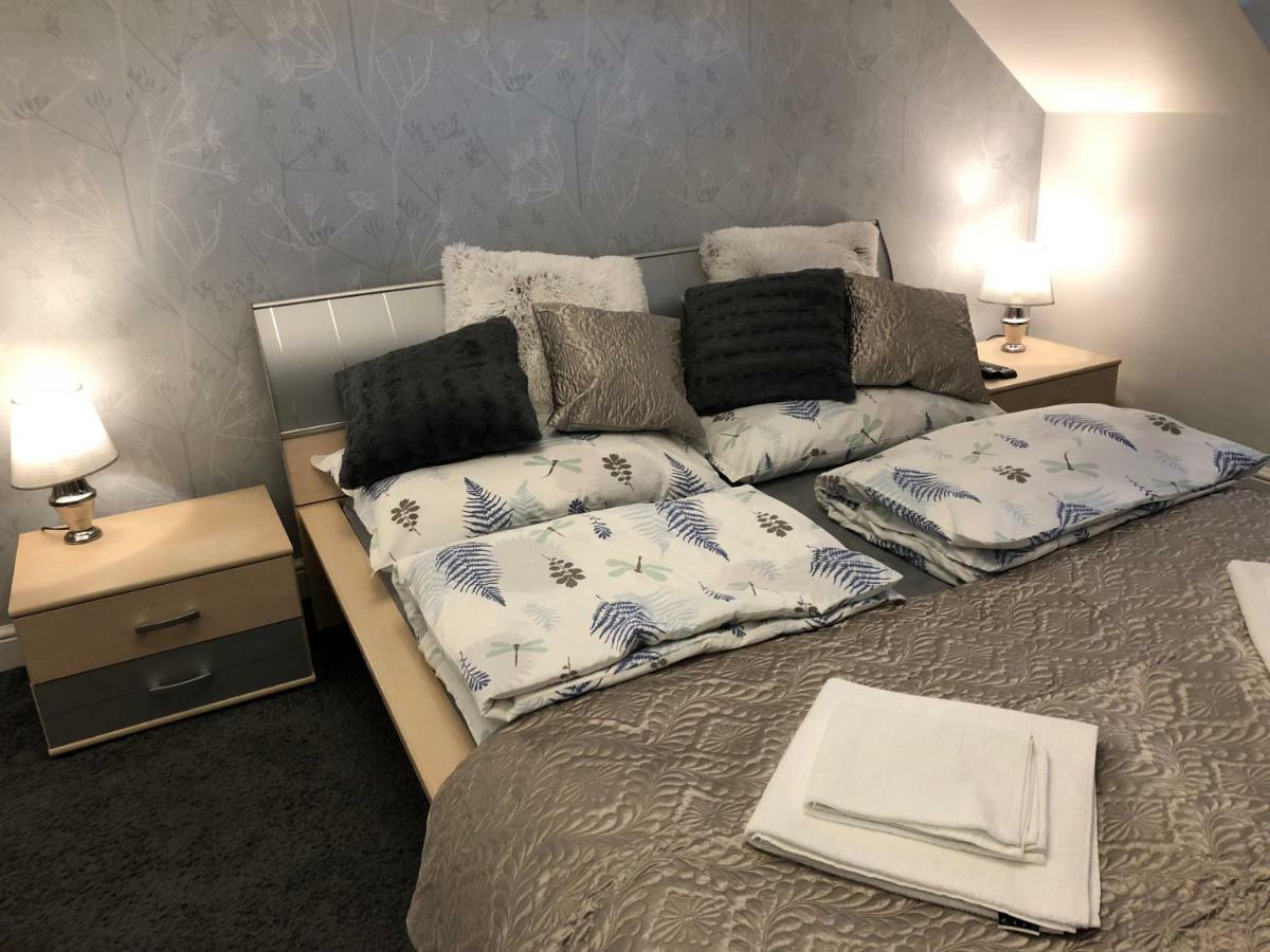 Family & Business Elegant Apartments Ul Warszawska - 2 Bedroom, Balcony, Parking Кельце Экстерьер фото